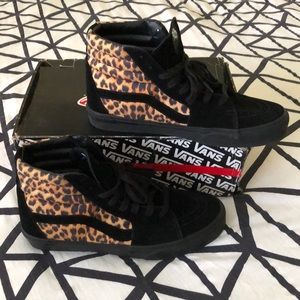 *Rare* NWT Vans Leopard Sk8-Hi mens 10.5/womens 12